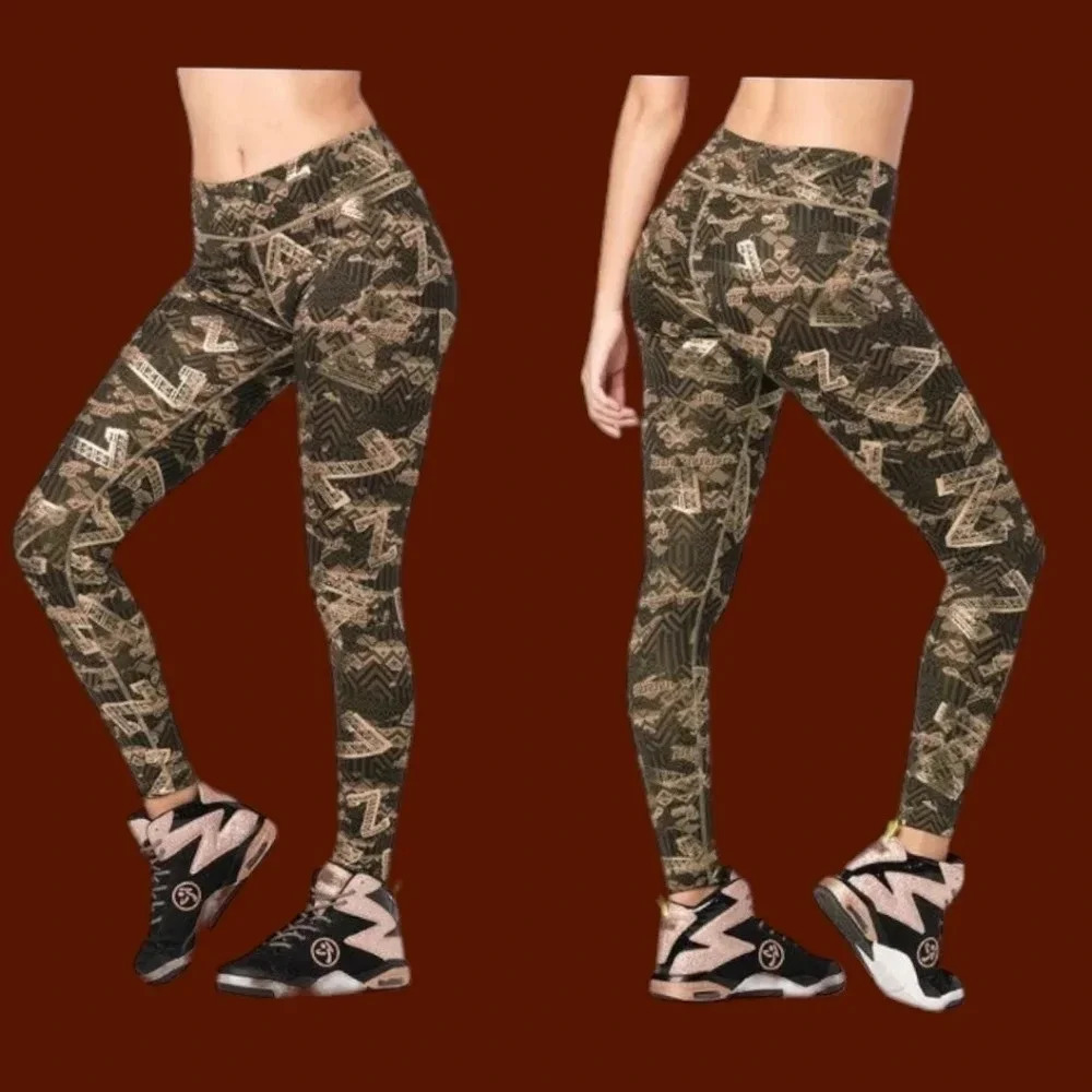 Zumba High Waisted Camo Performance Legging Gold/Black Small
